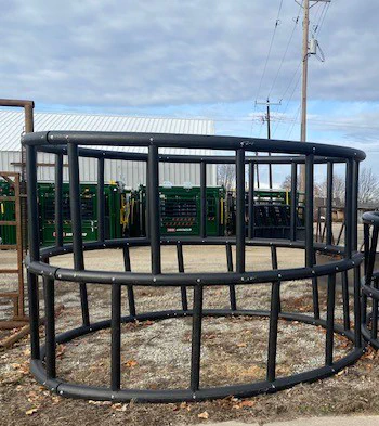 /img/rc/balefeeder-5.jpg